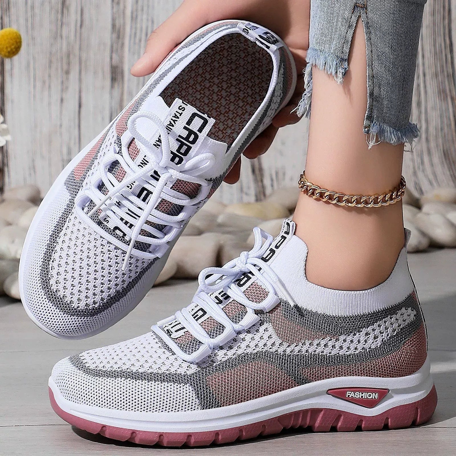 Women's Casual Lace-Up Running Shoes